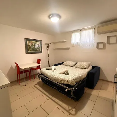 Accogliente Monolocale In * Ментона